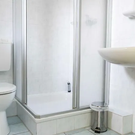 Ferienwohnung Unterm Reet Апартаменты Хокзиль